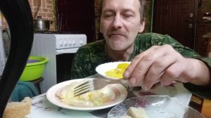 МУКБАНГ | ВЕЧЕРНИЙ ПЕРЕКУС | ЖАРЕННАЯ КАРТОФЕЛЬ В МУНДИРАХ | СЕЛЬДЬ | КВАШЕННАЯ КАПУСТА...