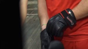 (12.02.2026) Вице-губернатор Артем Мельников провел в Комсомольске тренировку для юных боксёров