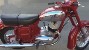 Старая Ява 350 кубов_ работа двигателя.