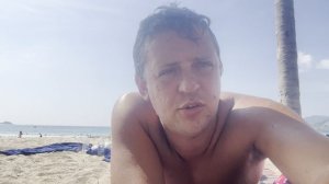 Зимовка в Тайланде с годовасиком 15.1.26 Анфиса болеет, я один на пляже но вечером мы с Юлей в двоем