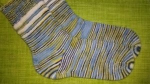 Взялась вязать из остатков носочной пряжи 🧶