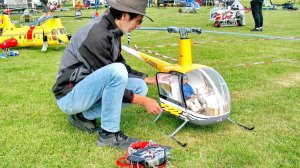 Хрупкий "R22" Вертолёт на радиоуправлении