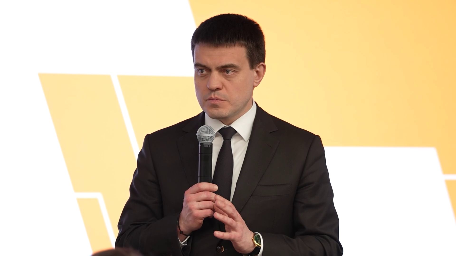 Программа "Главные новости" на 8 канале от 13.02.2026 Часть 1 смотреть онлайн