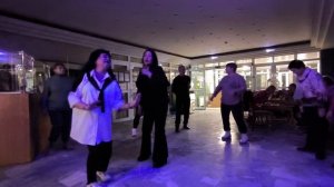 Дарите женщинам цветы..... 12.02.26.