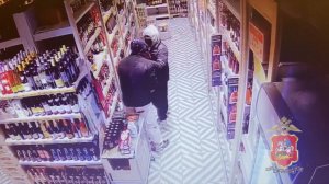 В Егорьевске задержаны трое ранее судимых молодых людей, ограбивших магазин