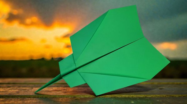 Бумажный самолетик с хорошей дальностью полета