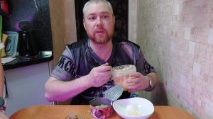 Мукбанг, жаркое индейки с вареными яйцами и квашеной капустой