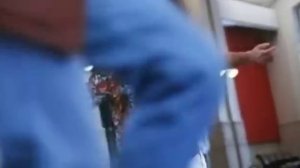 Официальный трейлер "12 обезьян / 12 Monkeys (1995)"