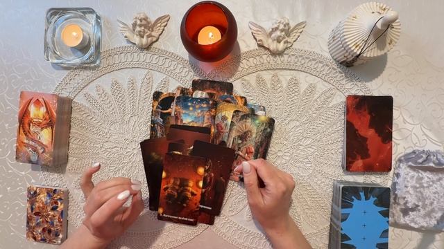 Что Он ДУМАЕТ о Вас весь ДЕНЬ?🌚❤️🌊💫 смотреть онлайн