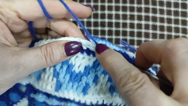 49 ряд Коврик-сидушка ″Снежинка″, в технике многослойного вязания