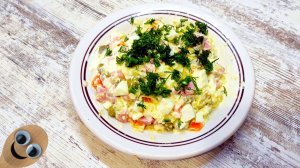 Салат зимний с сосисками и солеными огурцами не классический рецепт