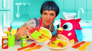 Фарфалле или равиоли? Готовим макароны с Машей Капуки и совёнком – Хоп Хоп, давай поиграем!