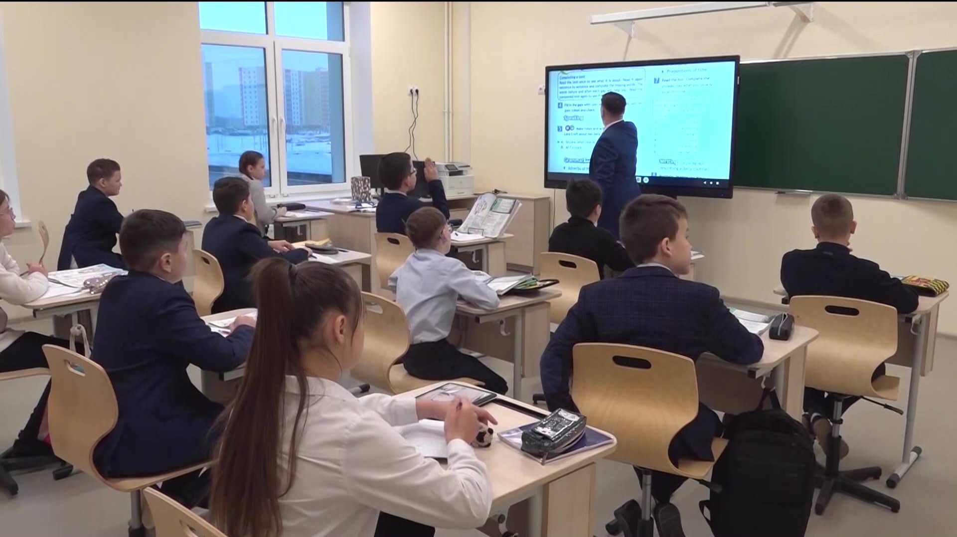 Глава Башкортостана Радий Хабиров подписал указ об усилении мер безопасности в школах и вузах смотреть онлайн