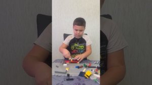 2 видео по сборке Лего игрушки