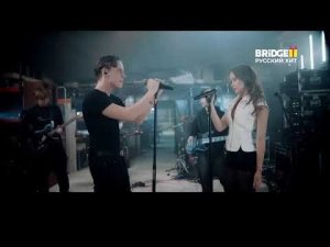 Смена логотипа на новогодний Bridge Русский хит 12.12.2025