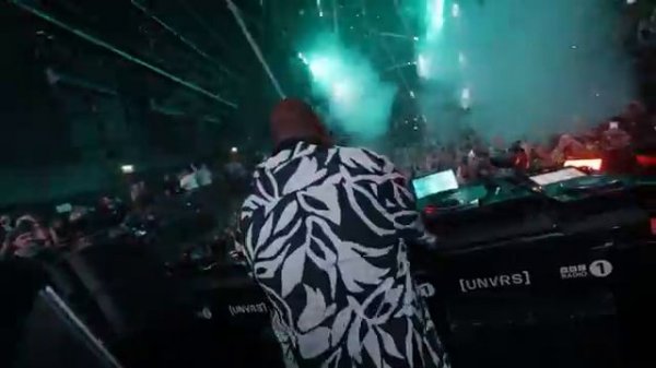 Radio 1s Essential Mix with Carl Cox at UNVRS