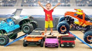 Крис и Майк посетили шоу MONSTER JAM