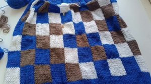 Организовала себе рукодельное место 👍 Милли сотрудник ПВЗ🐈⬛🥰😂 Вяжу.