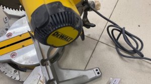 Торцовочная пила dewalt dws713