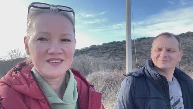 Прогулка у моря в п. Варваровка Бежит ручей мусора Жаль природу смотреть онлайн