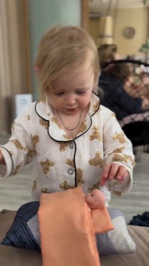 Мне кажется, ляле снова пора менять подгузники 🤣🤣