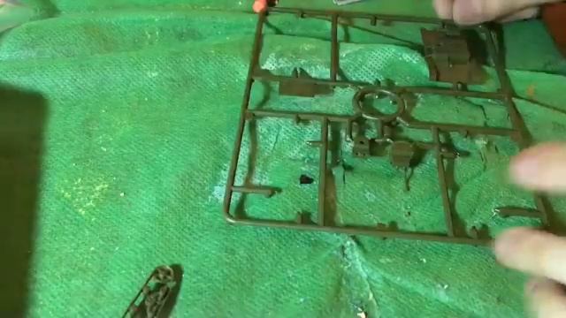 СБОРКА ТАНКА ХТ-26 компания ЗВЕЗДА Масштаб 1/100 [get.gt] смотреть онлайн