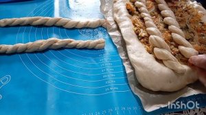 Родительская суббота. Пеку пирог с капустой.