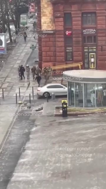 Хитрый доброволец из Днепра.