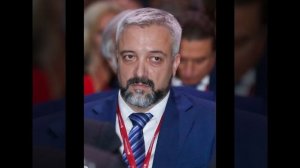 Таджики лидеры по переселению в Россию. На втором фото тот кому этим обязаны.