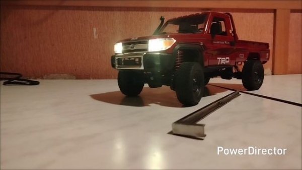 Mn82 1:12 R/C PICK-UP TOYOTA LAND CRUISER 79