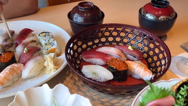 ЯПОНИЯ- ЦЕНЫ НА РЫБНОМ РЫНКЕ И В МАГАЗИНЕ ПРОДУКТОВ, РЕСТОРАН С ВИДОМ НА ТОКИО(Me & Australia) смотреть онлайн