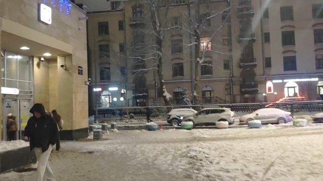 Прогулка от метро площадь Ленина,Питер смотреть онлайн
