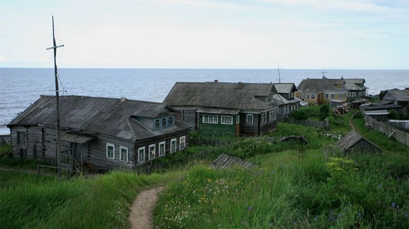 Деревня Севера - Евгений Котцов (Автор, исп. ИИ)