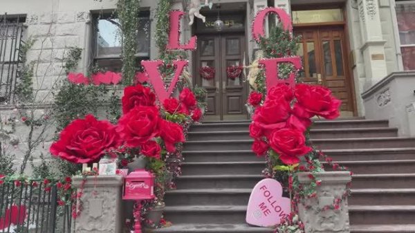 4K_🇺🇸_NYC_Valentine’s_Week_Vibes___A_Romantic_February_in_the_City