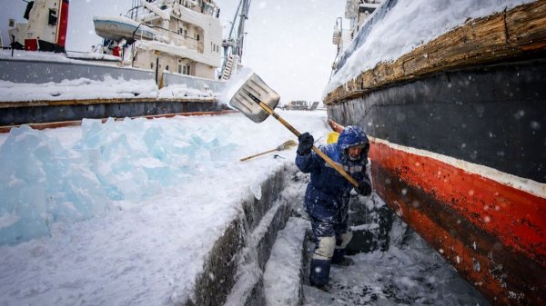 Работы по выморозке флота начались на Крайнем Севере в России