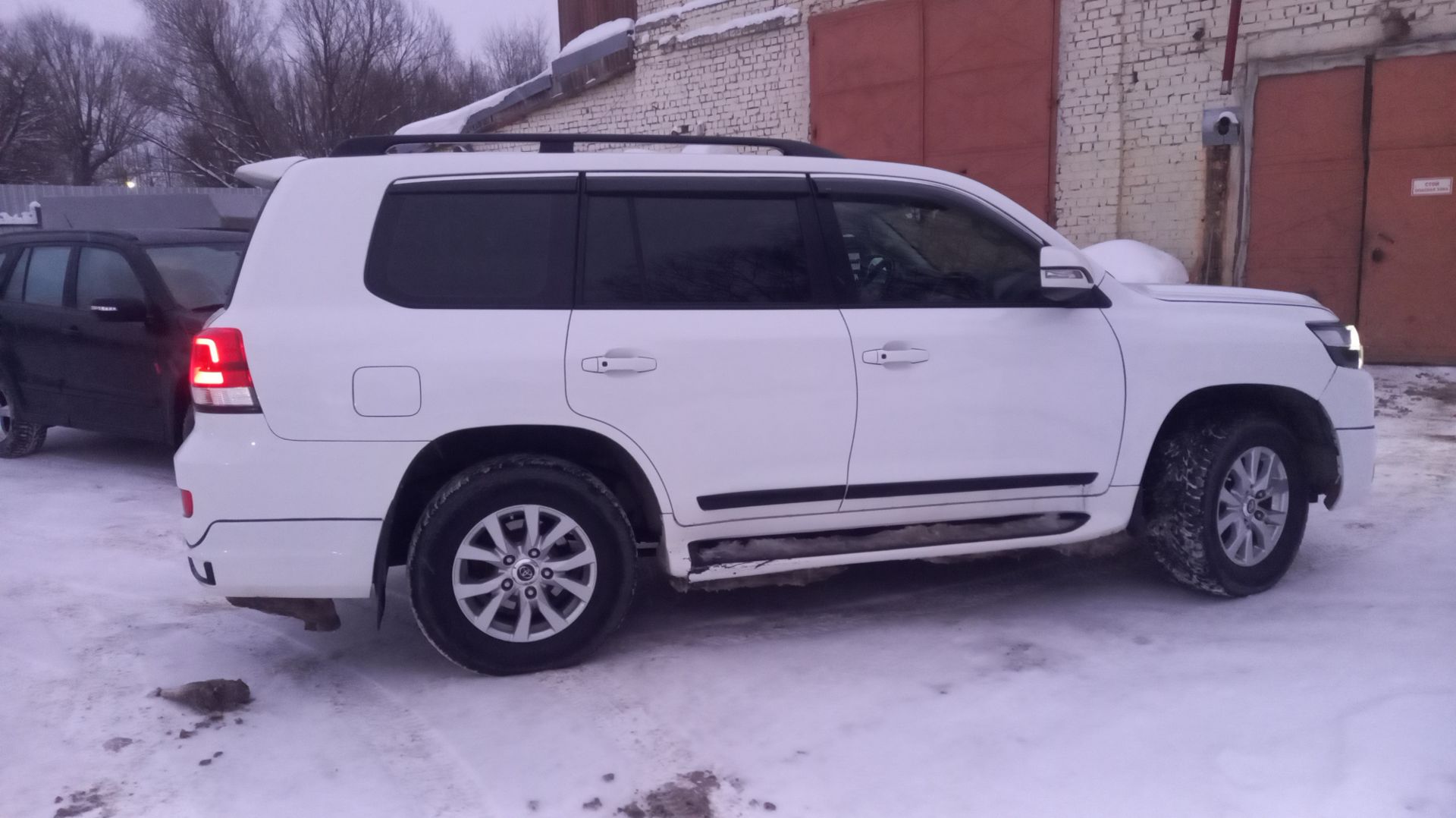 ТОЙОТА ЛК 200 : ПОЛИРОВКА,СКОЛЫ ,и т д