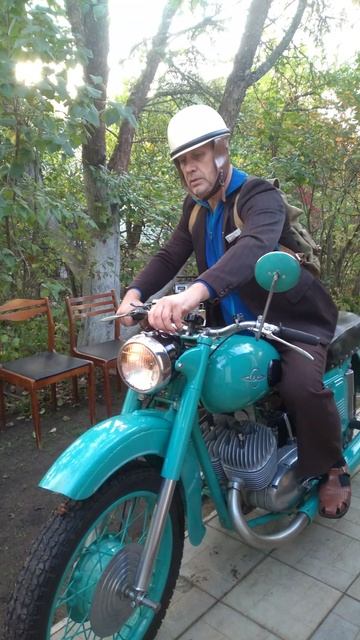 На ИЖ Юпитере - В СССР! Скоро полный ролик. смотреть онлайн