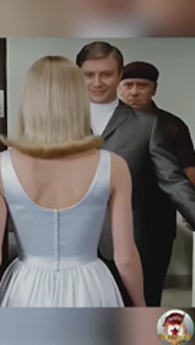 Бриллиантовая рука # ИИ ремикс смотреть онлайн