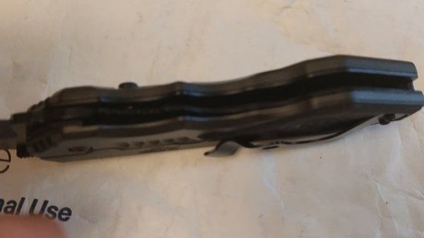 knife Smith and Wesson ( Dexter,) magic assist