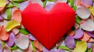 Сердце из бумаги к дню всех влюбленных