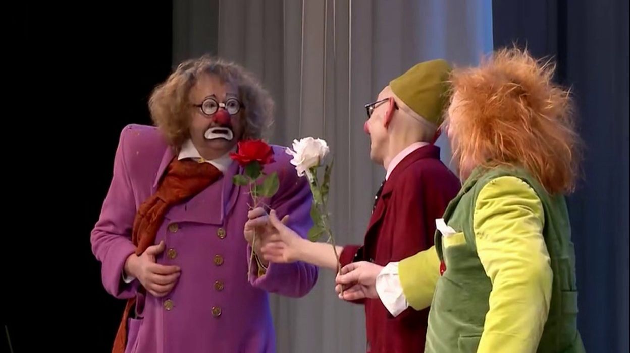 Let Babylon Burn - The Clown That Cried смотреть онлайн
