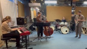 Квартет Богдана Мазуркевича, Eternal Triangle