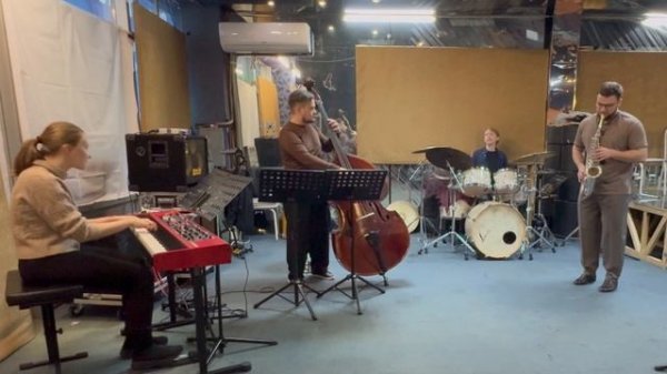 Квартет Богдана Мазуркевича, Eternal Triangle