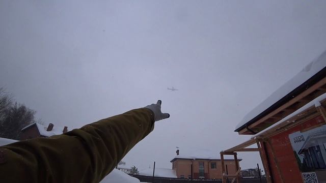 Нужно ли чистить снег с крыши - разбираемся подробно смотреть онлайн