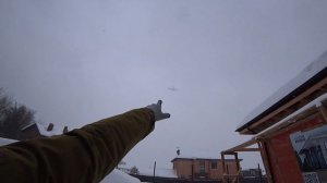 Нужно ли чистить снег с крыши - разбираемся подробно