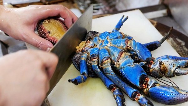 Кухня Палау - ГИГАНТСКИЙ КОКОСОВЫЙ КРАБ приготовлен четырьмя способами
