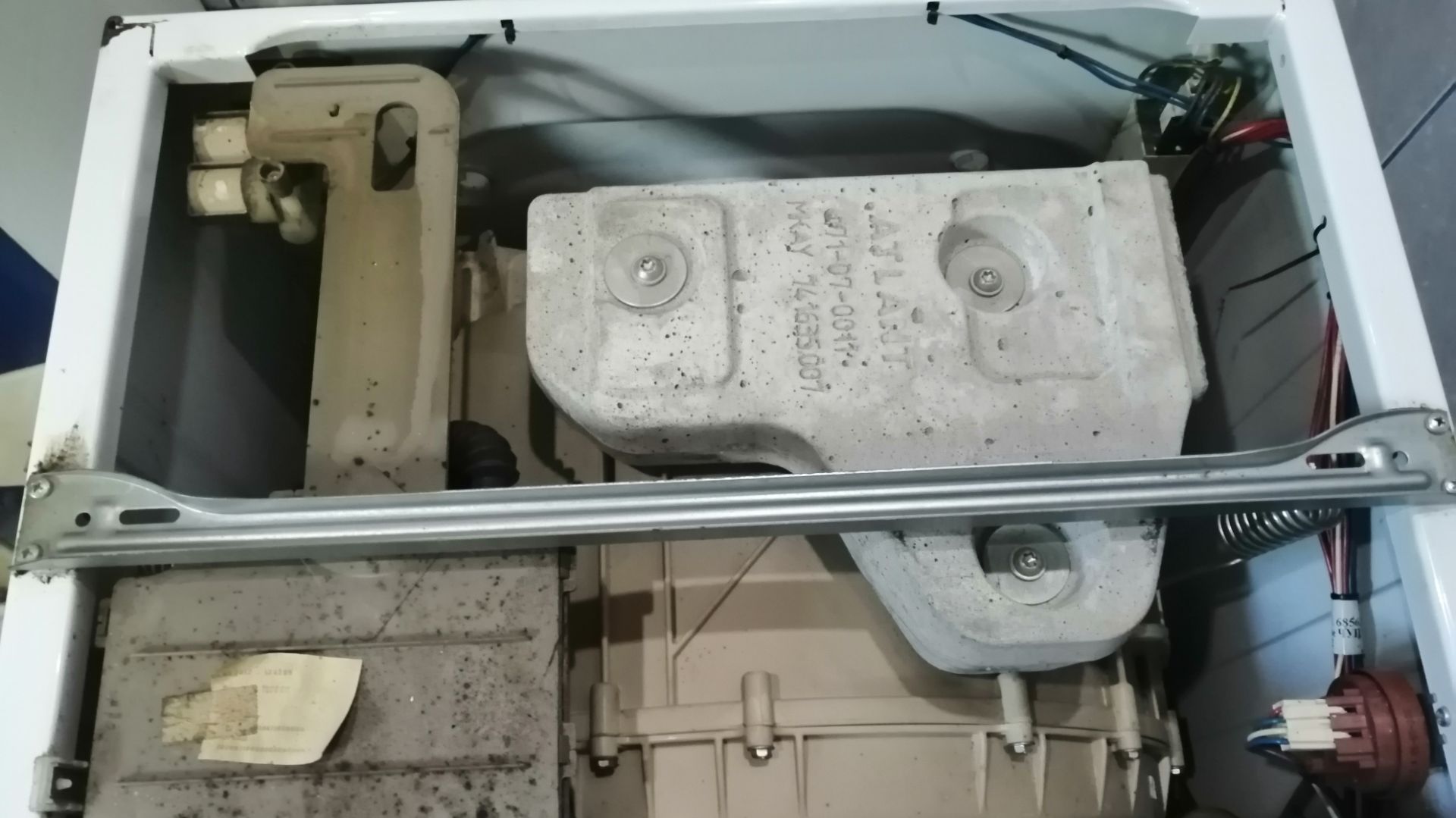 Вибрация в стиральной машине ищем причину и устраняем.