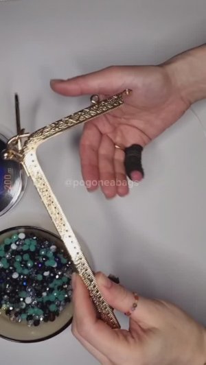 Мастер класс Угловой фермуар 50 отверстий, хрусталь 8мм. Сумки из бусин POGONEABAGS