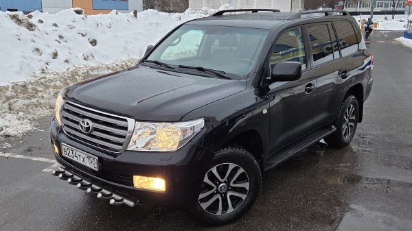 Toyota LandCruiser 200 4.7 акп 4х4 в родне 🔥🔥