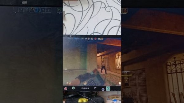 играю в counter-strike